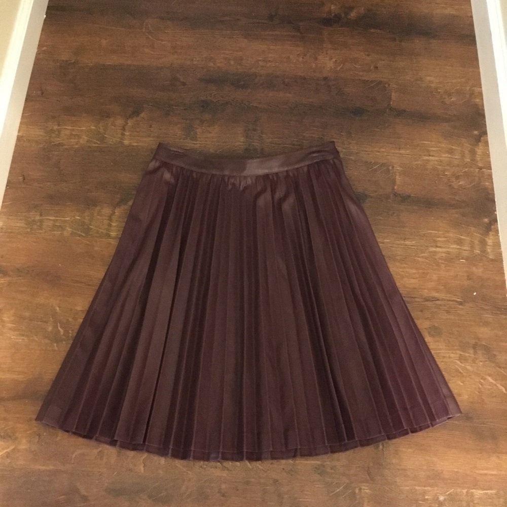 Brooks Brother pleather skirt(burgundy)